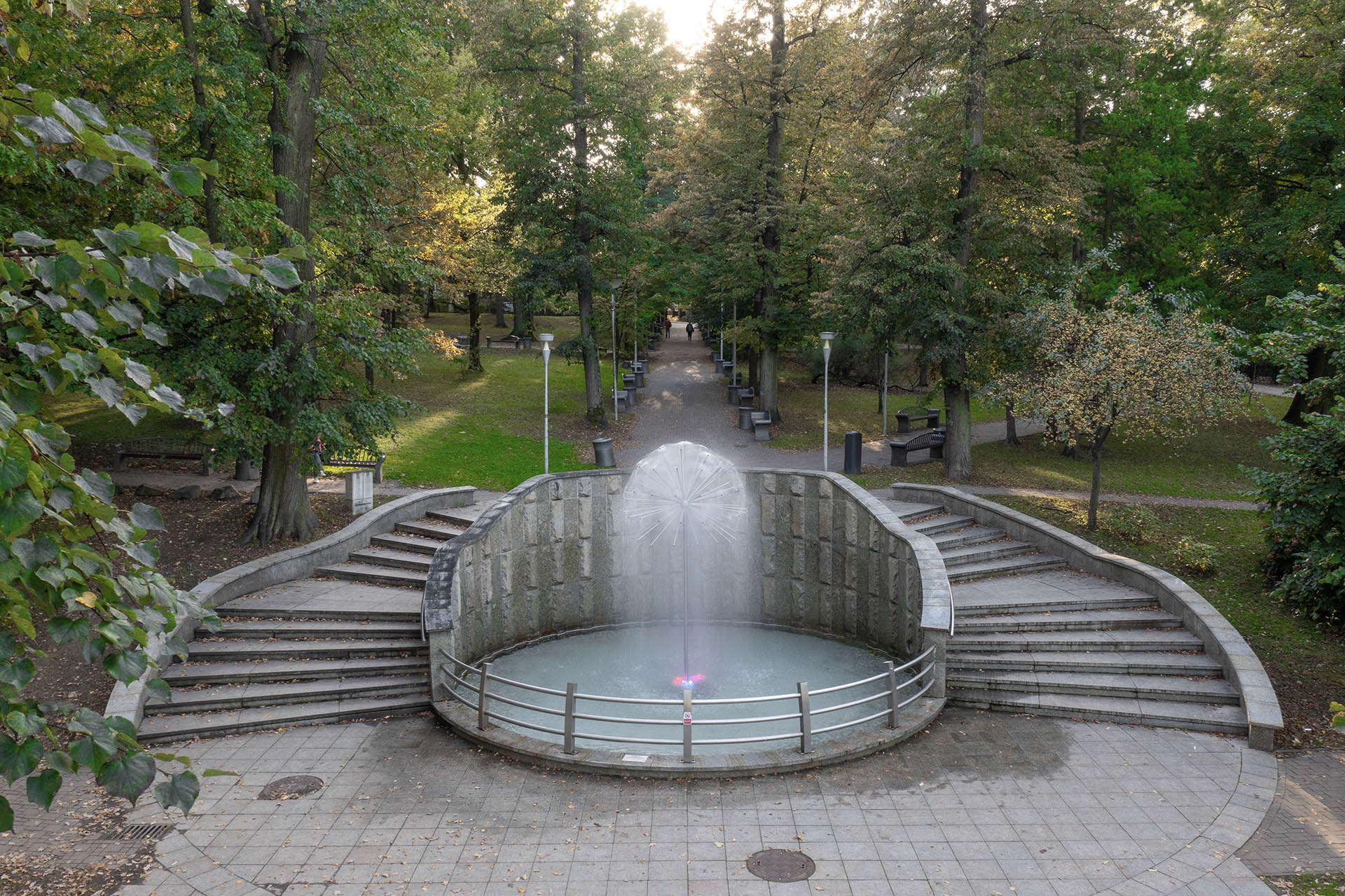 photo gallery image 01