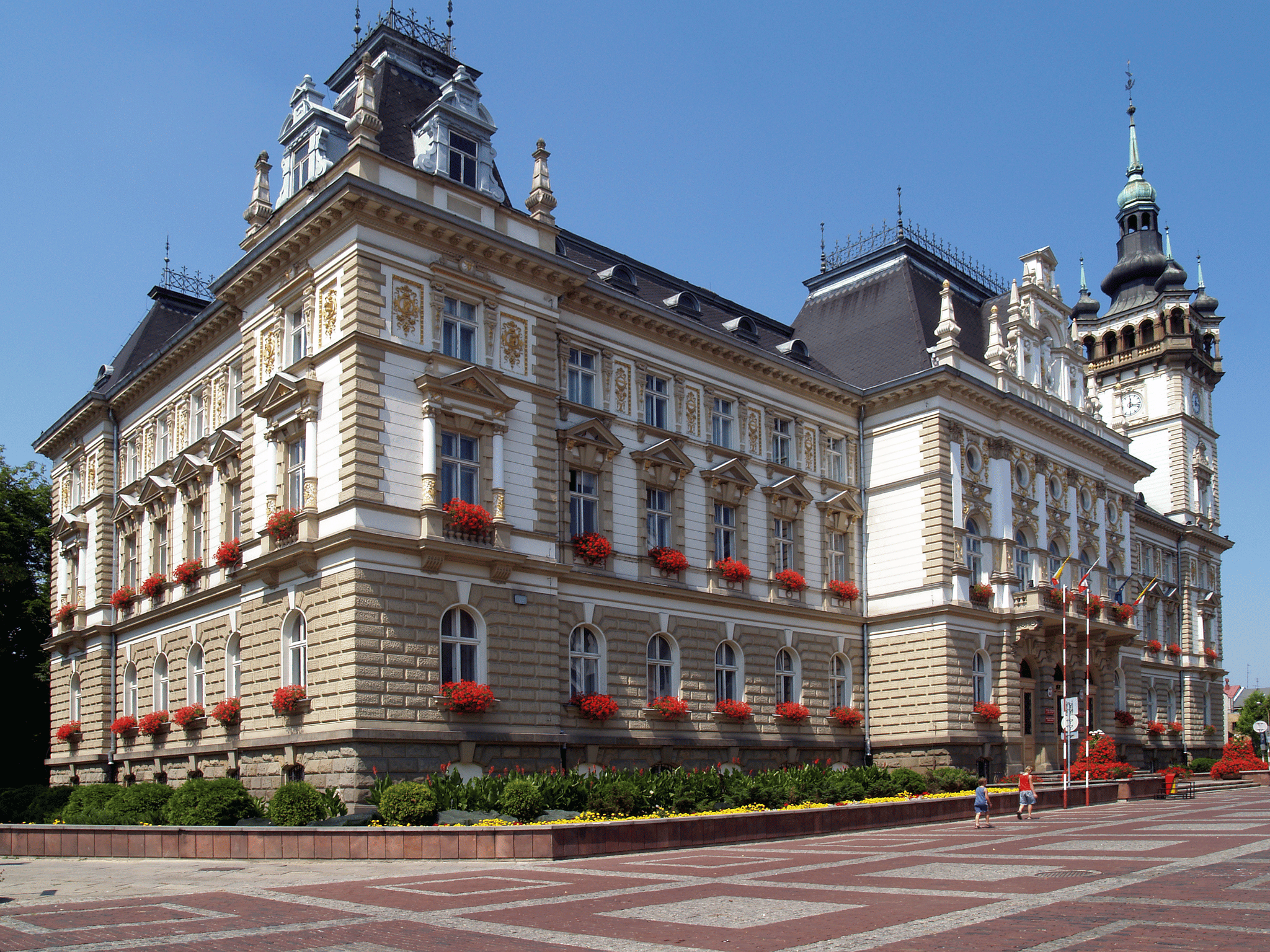 photo gallery image 01