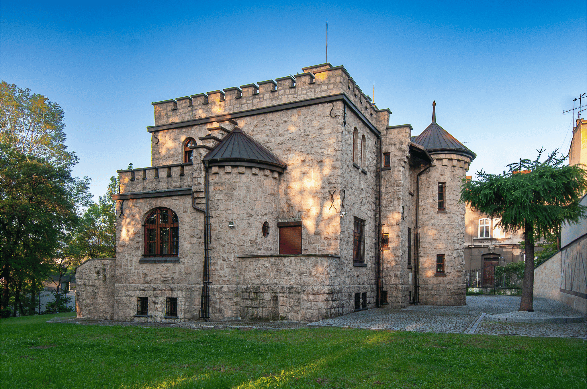 photo gallery image 01