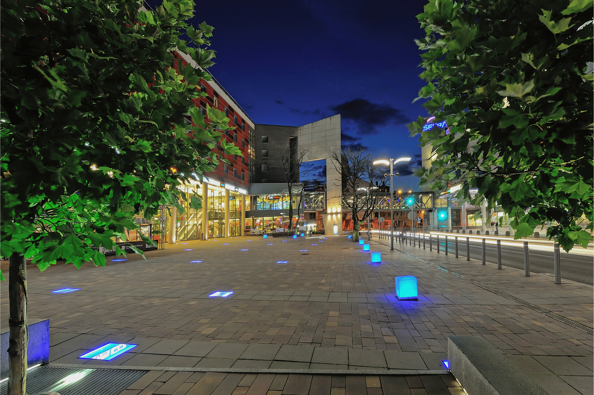 photo gallery image 01