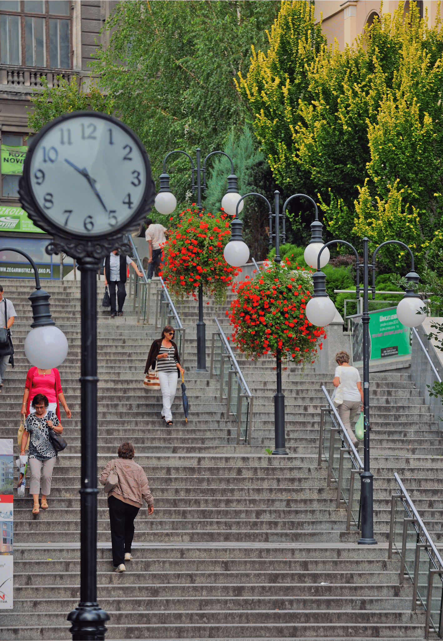 photo gallery image 01