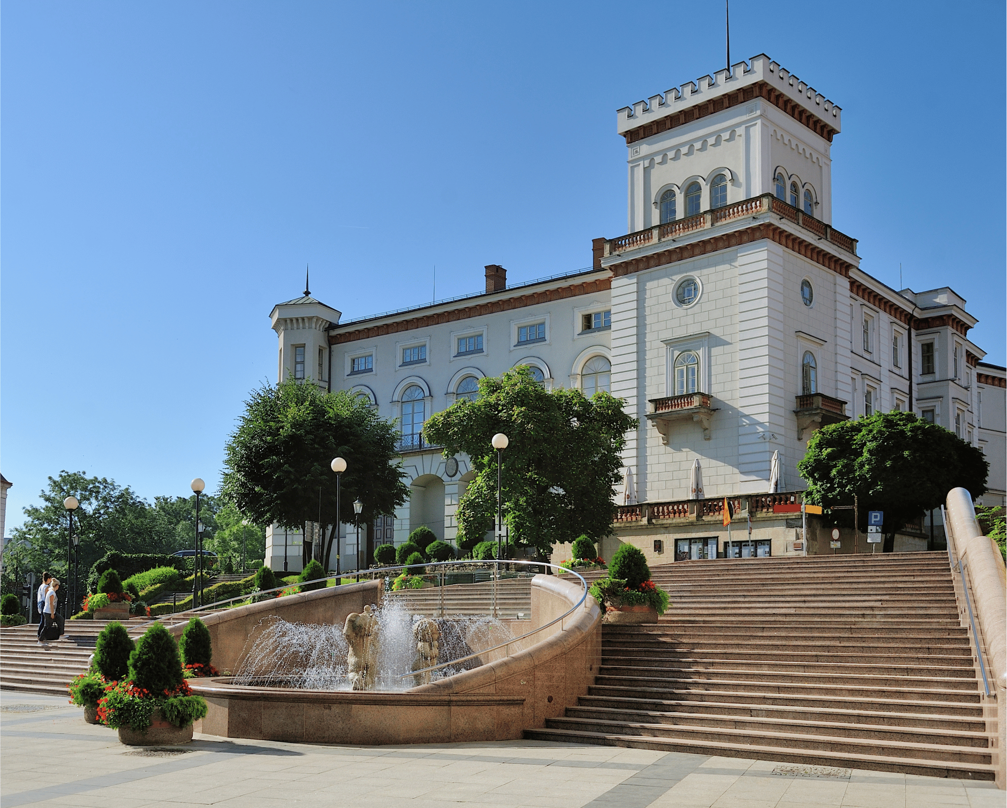 photo gallery image 01